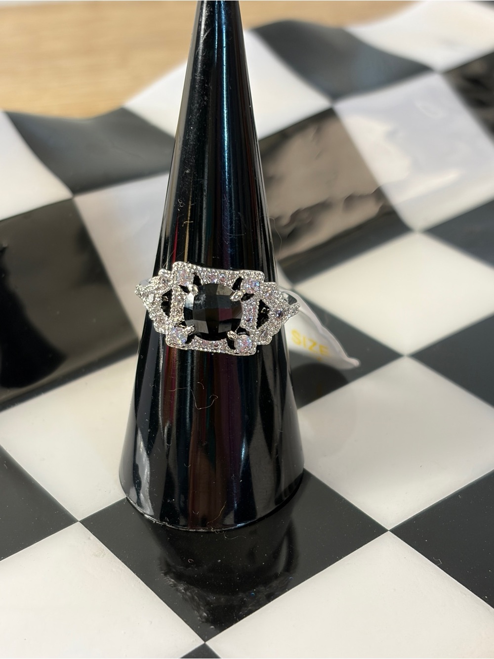 Bomb party ring - size 7 - rhodium - black onyx
